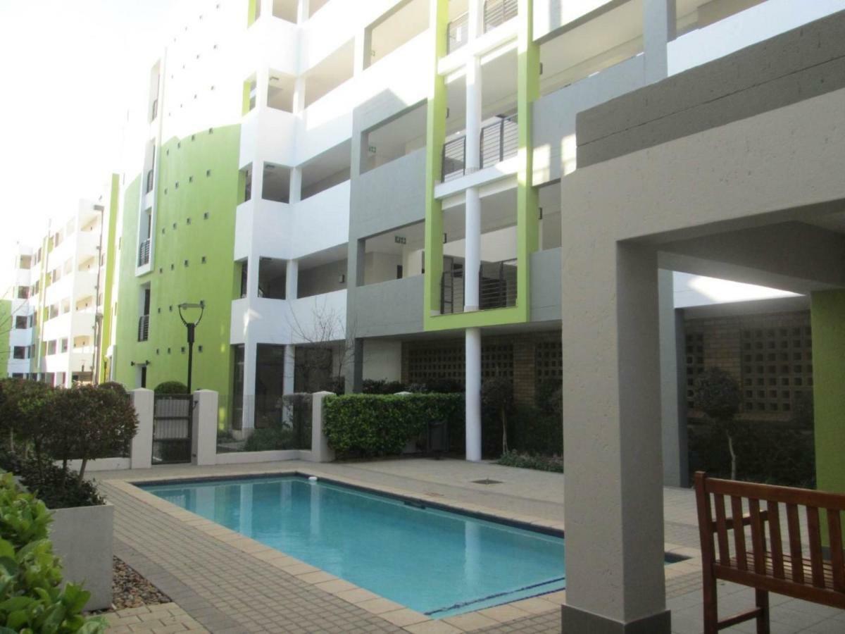 The Green Pillar Apartment Johannesburg Exterior foto